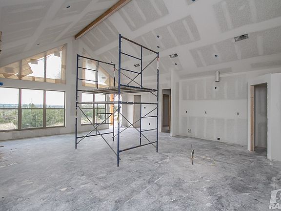 3rd image of 16950 Caballo Blanco Ln