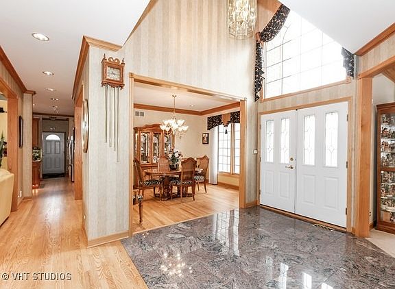 2nd image of 3030 Rosebrook Cir