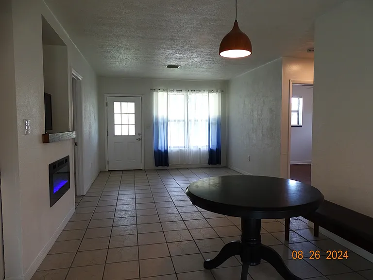 303 Georgetown Ave — Photo 26