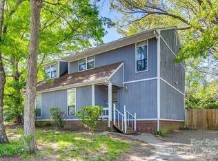 10423 Osprey Dr, Pineville, NC 28134