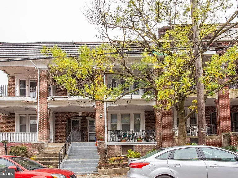 4628 Sansom St #B — Photo 1