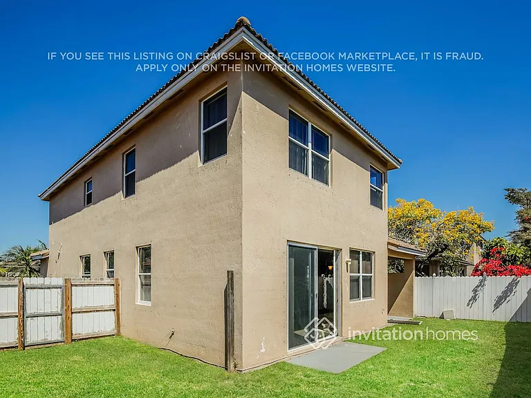 16386 NW 22nd St — Photo 17