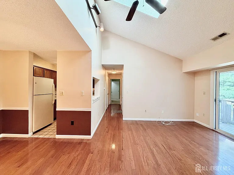 2310 Ravens Crest Dr — Photo 1