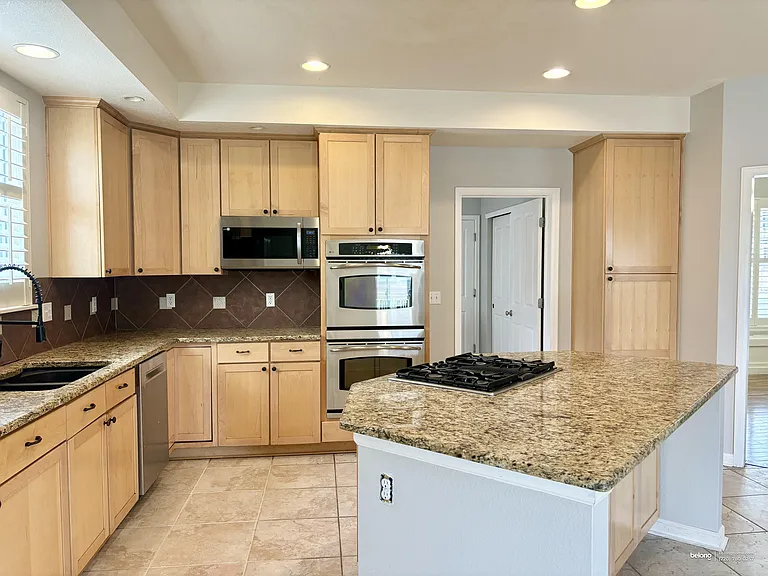 13830 Dexter St — Photo 3