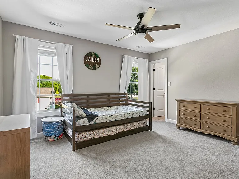 367 Poplar Ave — Photo 42