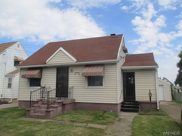 1st image of 163 Curtiss St