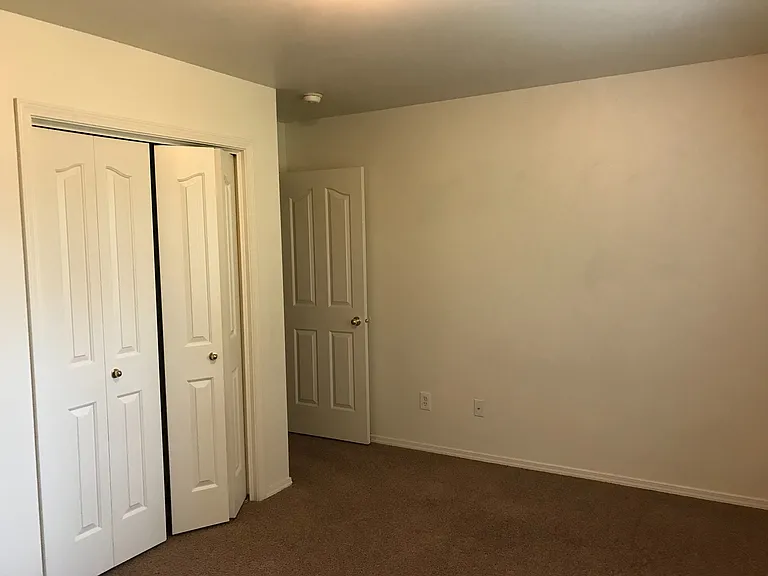 543 W Idaho Ave — Photo 11