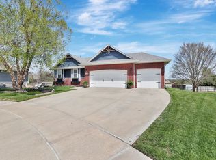 1724 E Pine Grove Ct, Derby, KS 67037