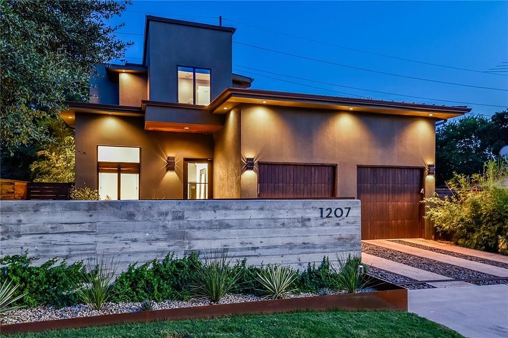 1207 E 13th St, Austin, TX 78702 | Zillow