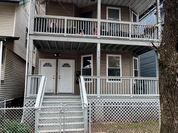 260 Amherst St Floor 2, East Orange, NJ 07018