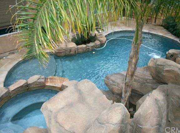 5th image of 1476 Iris Grove Cir