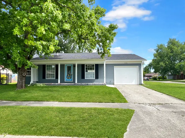 5240 Vinewood Ct, Columbus, IN 47203
