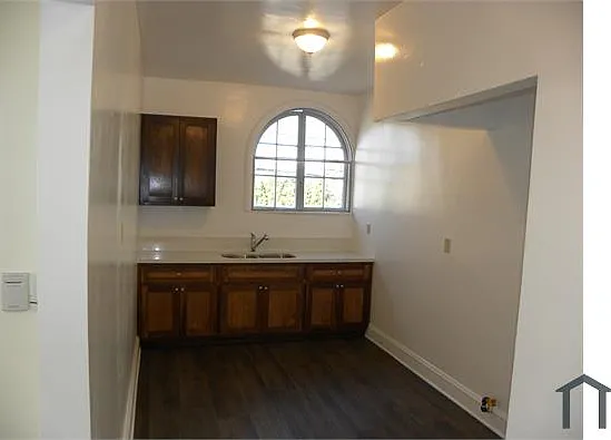 3506 W Pico Blvd #7 — Photo 4