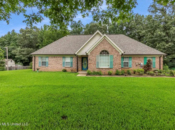 209 Roper Cv, Byhalia, MS 38611