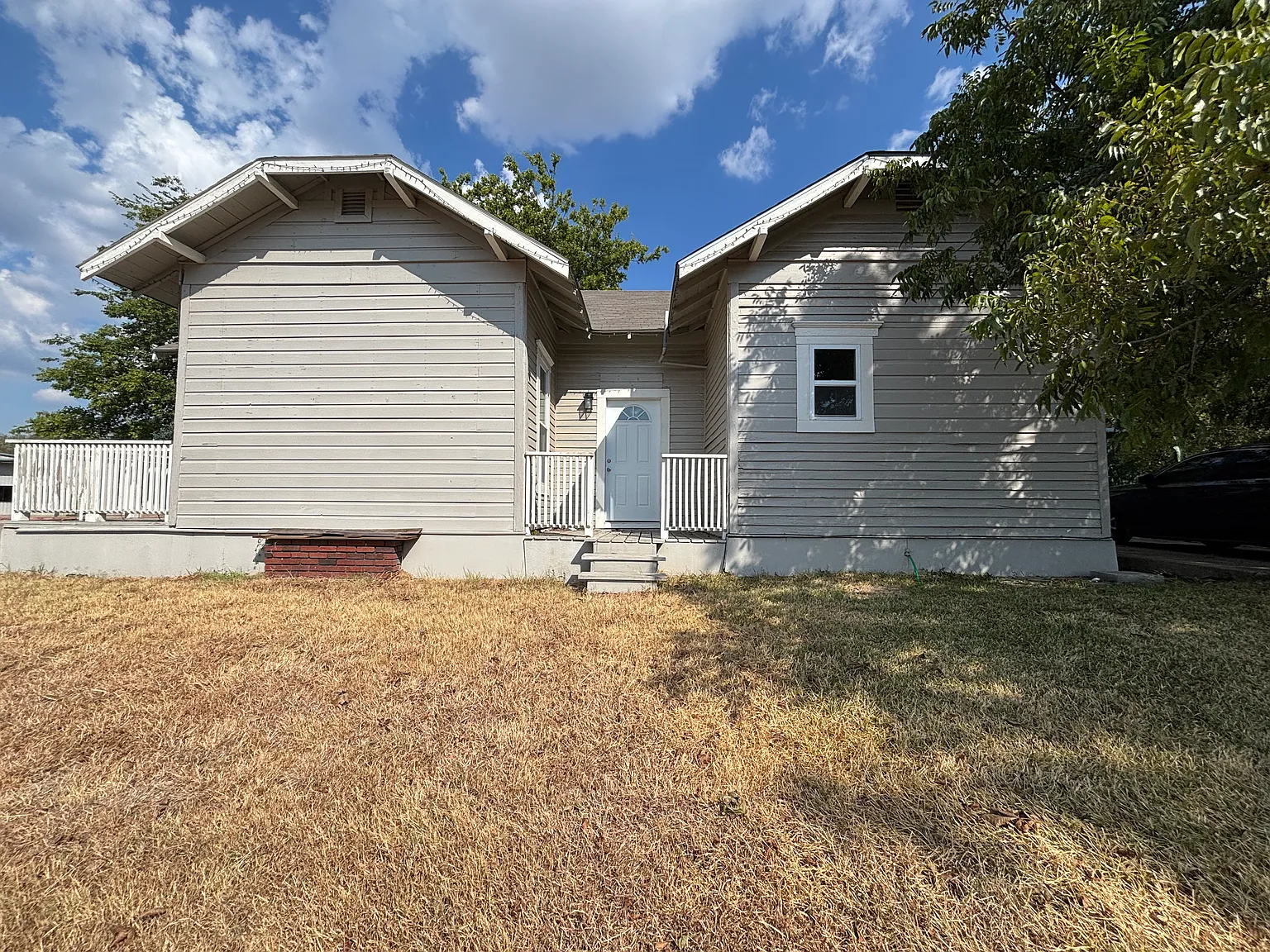 3 bed, 1133 sqft, $1,600 — Photo 2