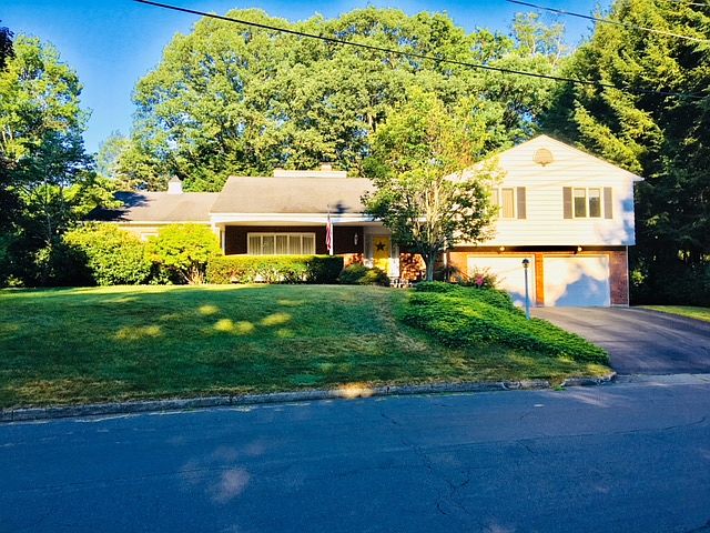 1st image of 145 Pleasantview Dr