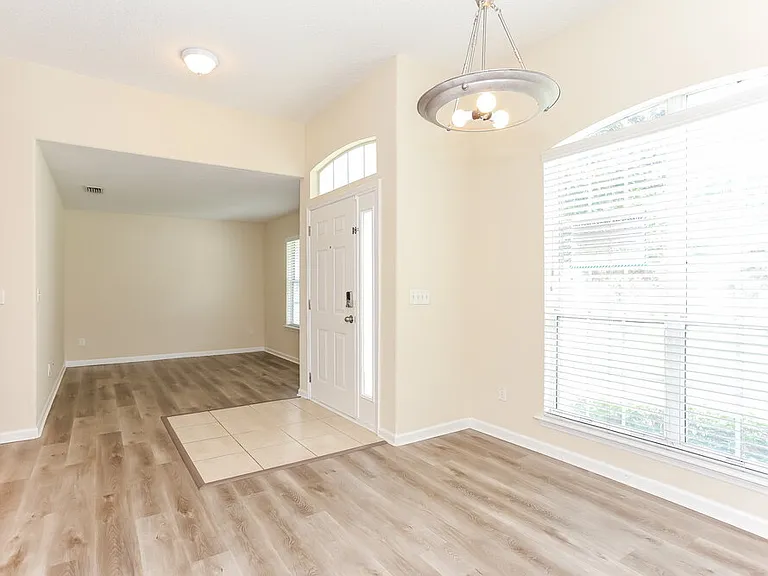 10367 Shelby Creek Rd S — Photo 7