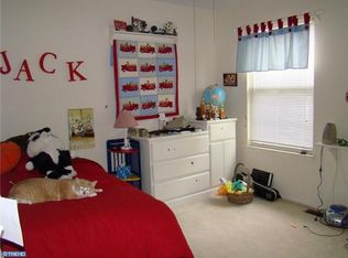 3 Ridgmount Dr, Marlton, NJ 08053