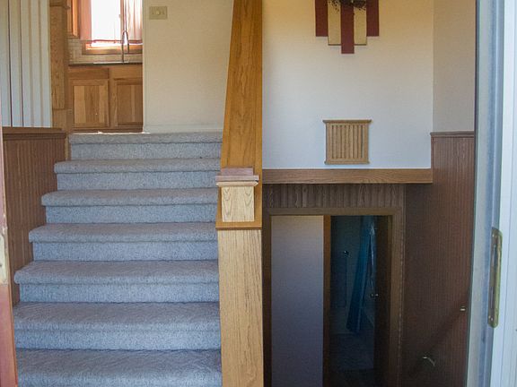 Split level entry