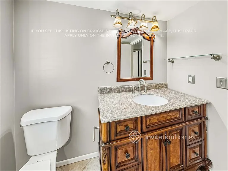2611 W Castle Oaks Cir — Photo 15
