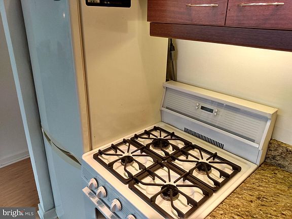 5th image of 2401 Pennsylvania Ave APT 8C46