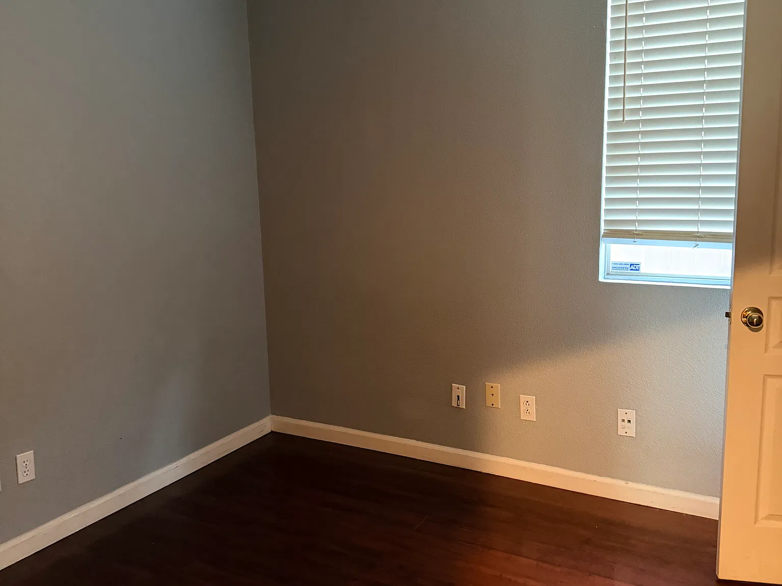 3 bed, 1441 sqft, $2,700 — Photo 3