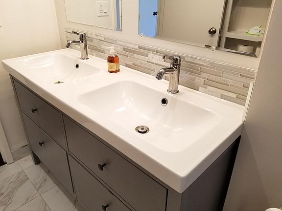 5th image of 103 Kellogg Way