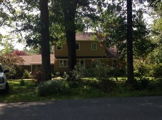 21 Featherbed Ln, Flemington, NJ 08822