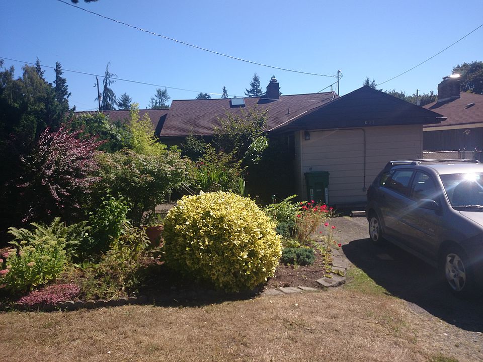 2nd image of 1005 NW 122nd St