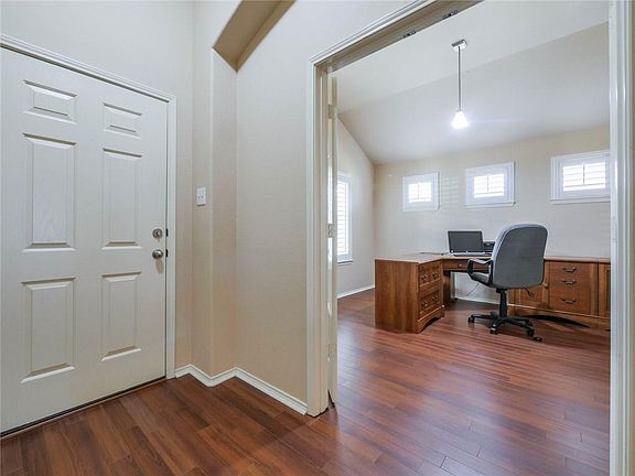 3rd image of 15464 Adlong Dr