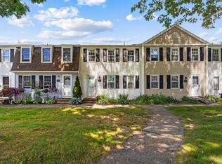 4 Lakeside Dr #N, Ledyard, CT 06339