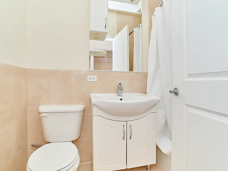 560 W 144th St #5 — Photo 7
