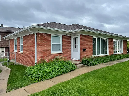 3210 Cedar Heights Dr Photo 1