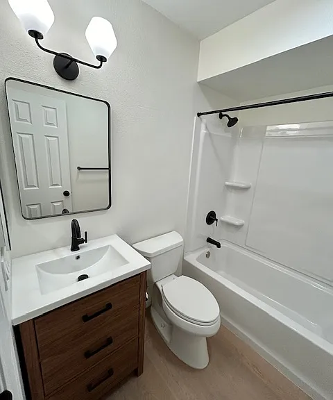 870 Diamond St #104 — Photo 7