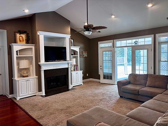 5th image of 309 Bunny Trail Ct.