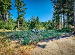 1013 NW Salal Dr, Waldport, OR 97394