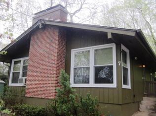 7 Sycamore Rd, Niantic, CT 06357