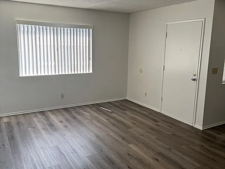 10932 Rincon St — Photo 11