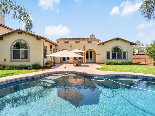 4096 N Newport Bay, Clovis, CA 93619