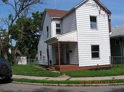 1st image of 611 Taylor St