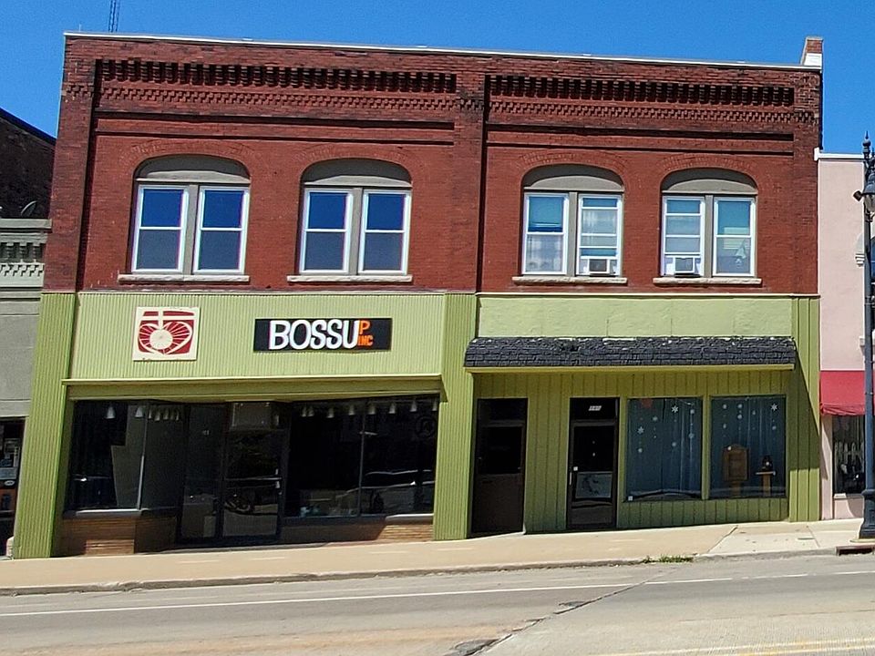 1st image of 115 N Superior St