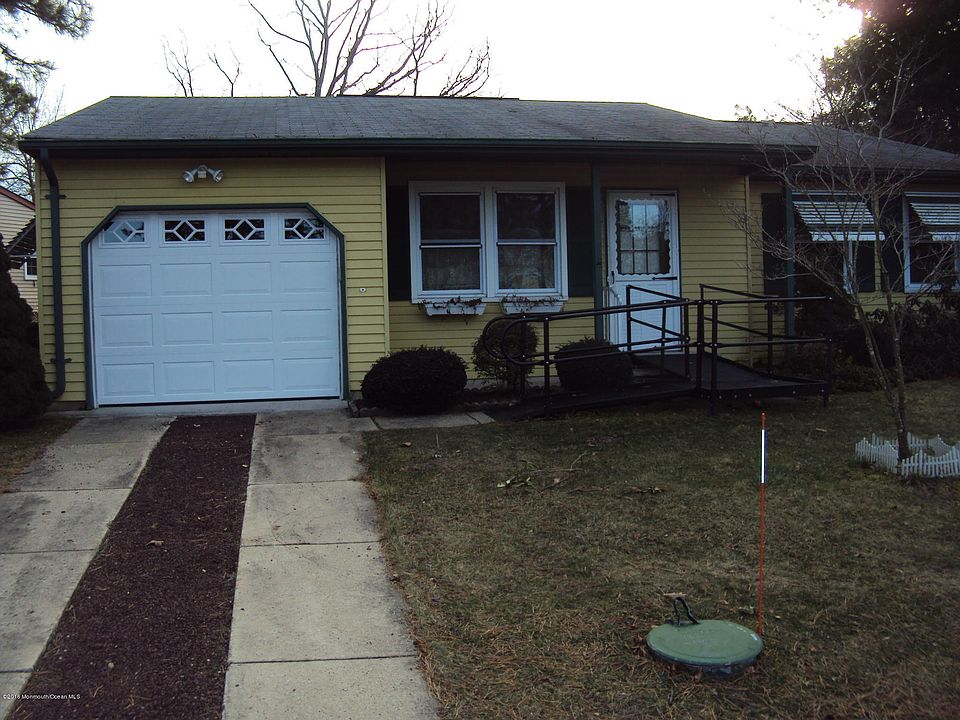 1st image of 16 Eaton Lane