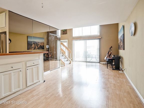 2nd image of 1018 Casa Dr