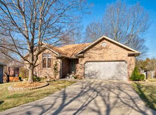 2079 S Royal Dr, Springfield, MO 65809