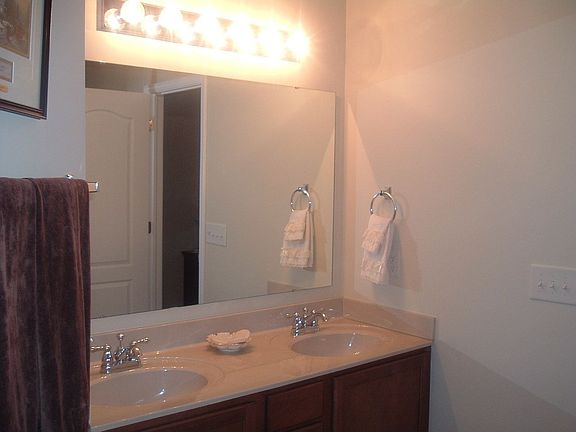 Master bath double sink vanity