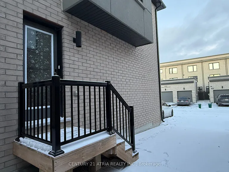 237 Webb St #COACH HOUSE — Photo 10