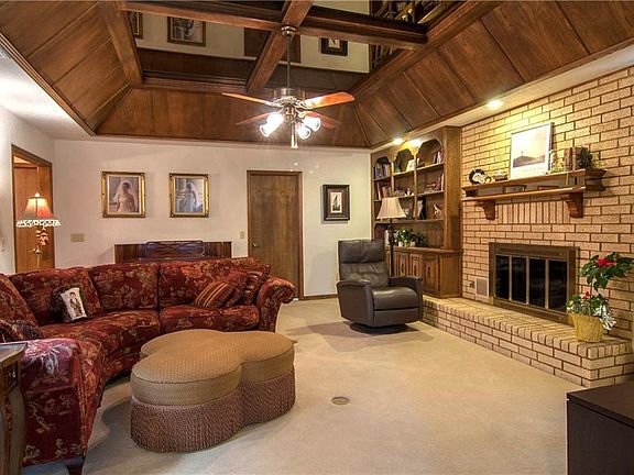 5th image of 2321 Eastridge Cir