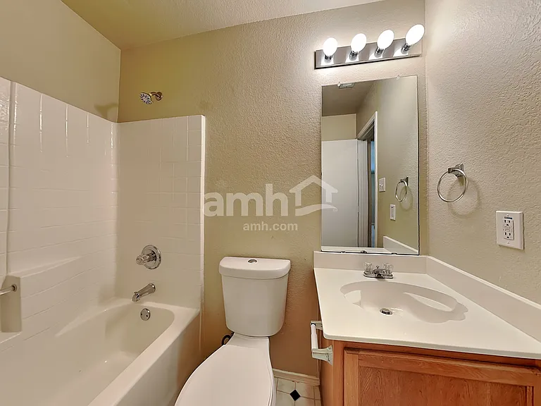 721 Nancy Dr — Photo 20