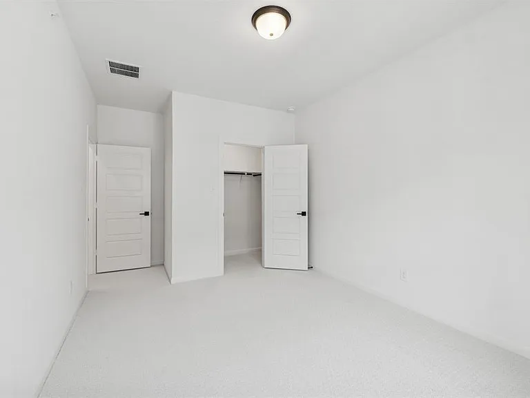 4835 Fuller Ct #605 — Photo 9