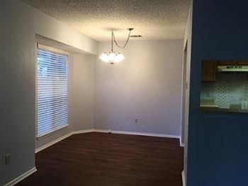 4th image of 738 Simonetti Dr #B